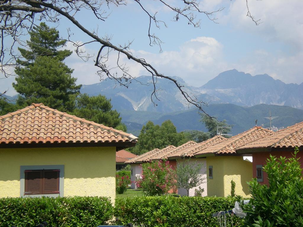 Hotel Iron Gate Marina3B Sarzana Exterior foto