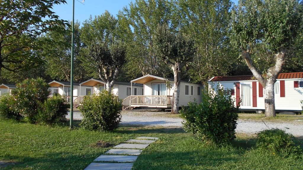 Hotel Iron Gate Marina3B Sarzana Exterior foto